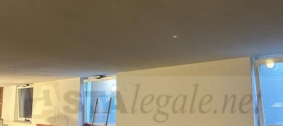 23-Zimmer Villa in Erba, Italy, Nr. 3267 15