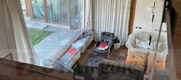 23-Zimmer Villa in Erba, Italy, Nr. 3267 4