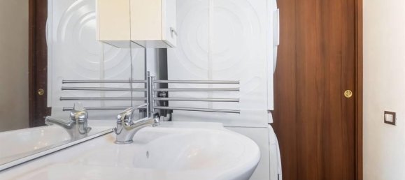 Квартира с 3 комнатами в Вальмонтоне, Италия № 32378 75