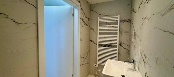 3-salle Appartement à Rudolfsheim-Funfhaus, Austria No. 229300 8