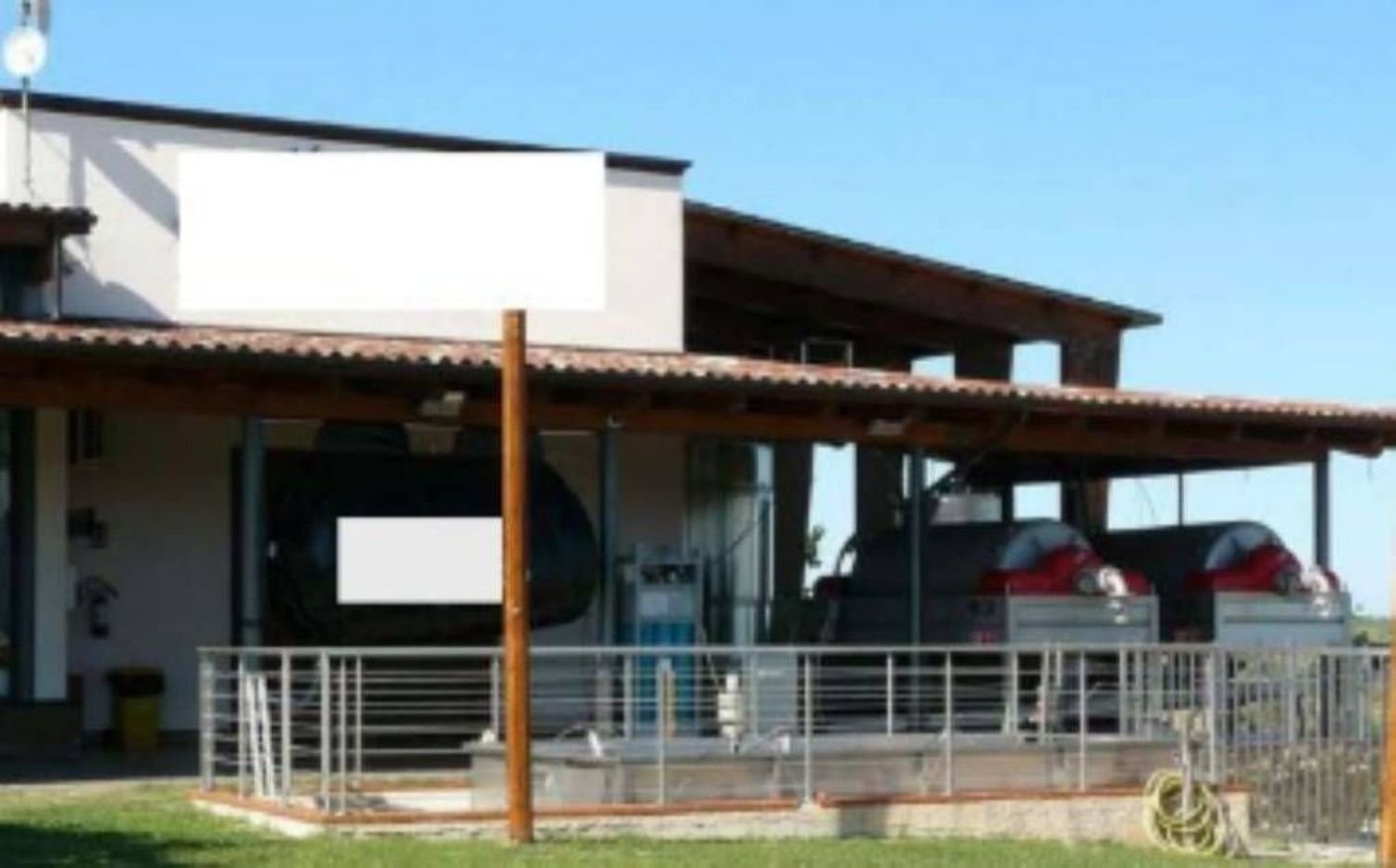 652m² Warehouse in Loreto Aprutino, Italy No. 393406