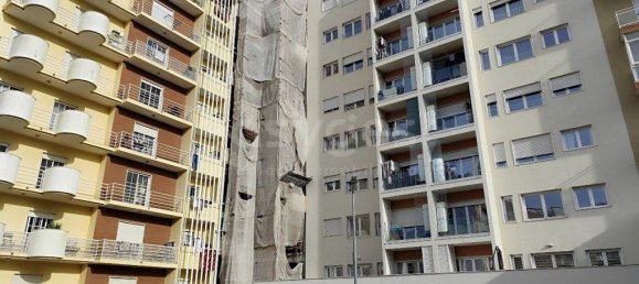 646m² Land in Rio de Mouro, Portugal No. 115752 2