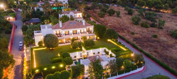 7 bedrooms Villa in Marbella, Spain No. 71939 21