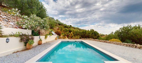 3 bedrooms Villa in Arenas, Spain No. 42717 25