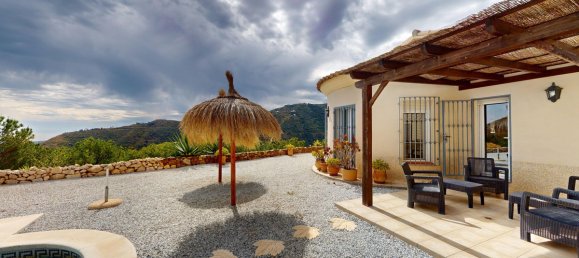 3 bedrooms Villa in Arenas, Spain No. 42717 23