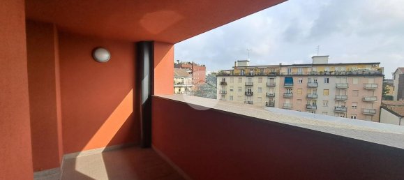 Квартира с 2 спальнями в Милан, Италия № 244357 3