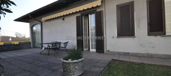 Вилла с 10 спальнями в Кадредзате, Италия № 326209 4