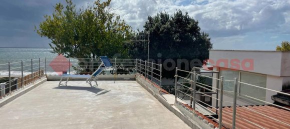 Вилла с 4 комнатами в Террачина, Италия № 126789 4