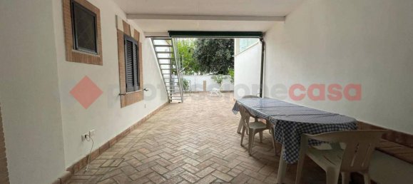 Вилла с 4 комнатами в Террачина, Италия № 126789 19