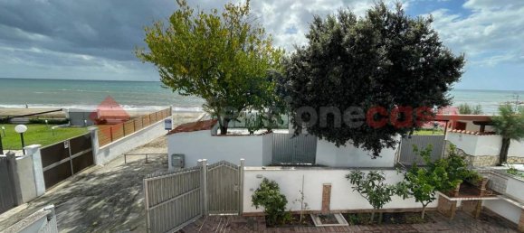 Вилла с 4 комнатами в Террачина, Италия № 126789 5