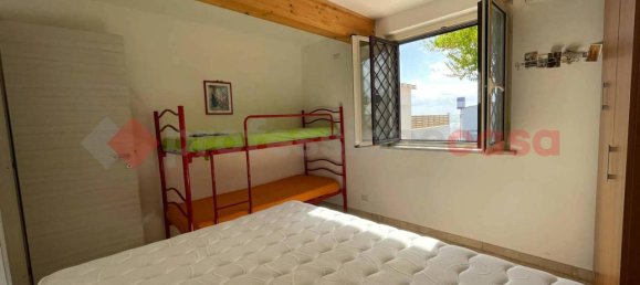 Вилла с 4 комнатами в Террачина, Италия № 126789 11