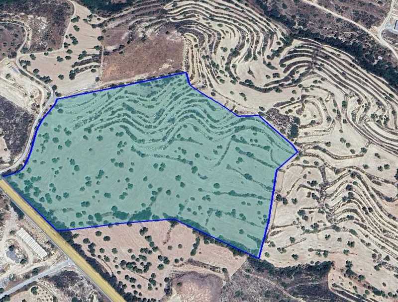 Terrain à Paramytha, Cyprus 77347m² No. 11454