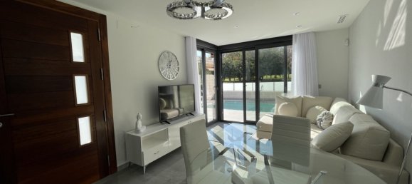 3 bedrooms Villa in Los Altos, Spain No. 7169 3