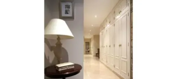 5 bedrooms Villa in Godella, Spain No. 96661 2