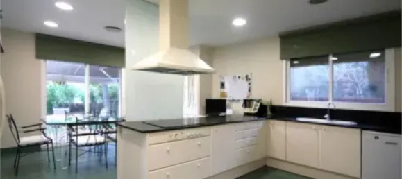 5 bedrooms Villa in Godella, Spain No. 96661 14