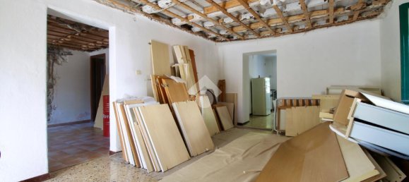 Casa de 4 divisões em Udine, Italy N.º 18132 7