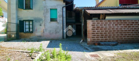 Casa de 4 divisões em Udine, Italy N.º 18132 26