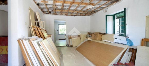 Casa de 4 divisões em Udine, Italy N.º 18132 6