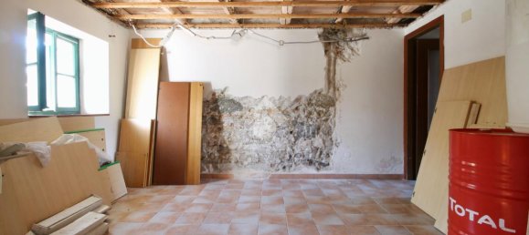 Casa de 4 divisões em Udine, Italy N.º 18132 9