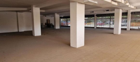 Propiedad comercial en Pomezia, Italy 440 m² No. 371533 10