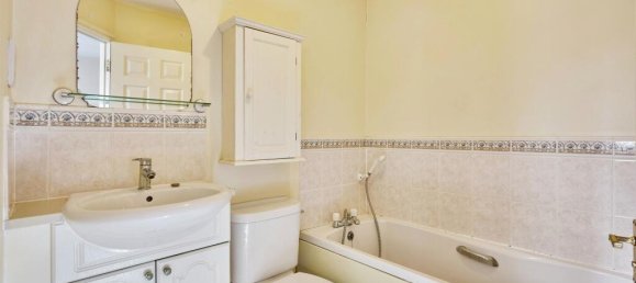 4 bedrooms Townhouse in Wembley, United Kingdom No. 6321 6