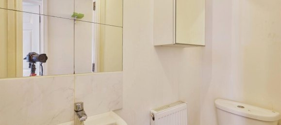 4 bedrooms Townhouse in Wembley, United Kingdom No. 6321 7