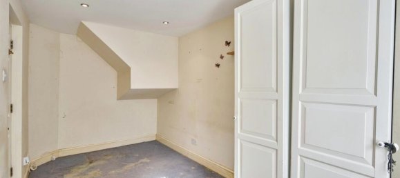 4 bedrooms Townhouse in Wembley, United Kingdom No. 6321 4