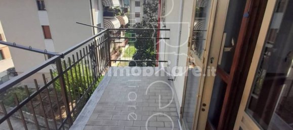 Apartamento de 4 dormitorios en Porto Mantovano, Italy No. 346777 30