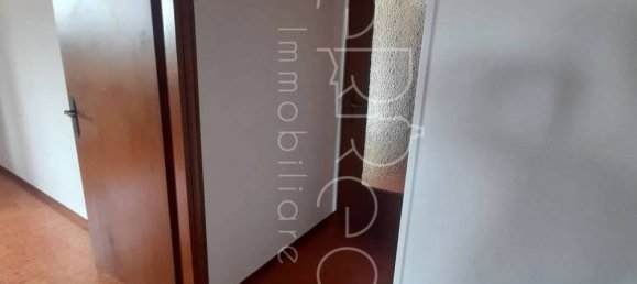 Apartamento de 4 dormitorios en Porto Mantovano, Italy No. 346777 26