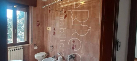 Apartamento de 4 dormitorios en Porto Mantovano, Italy No. 346777 22