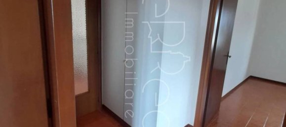 Apartamento de 4 dormitorios en Porto Mantovano, Italy No. 346777 25