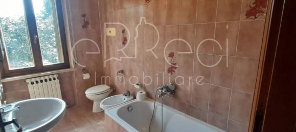 Apartamento de 4 dormitorios en Porto Mantovano, Italy No. 346777 20