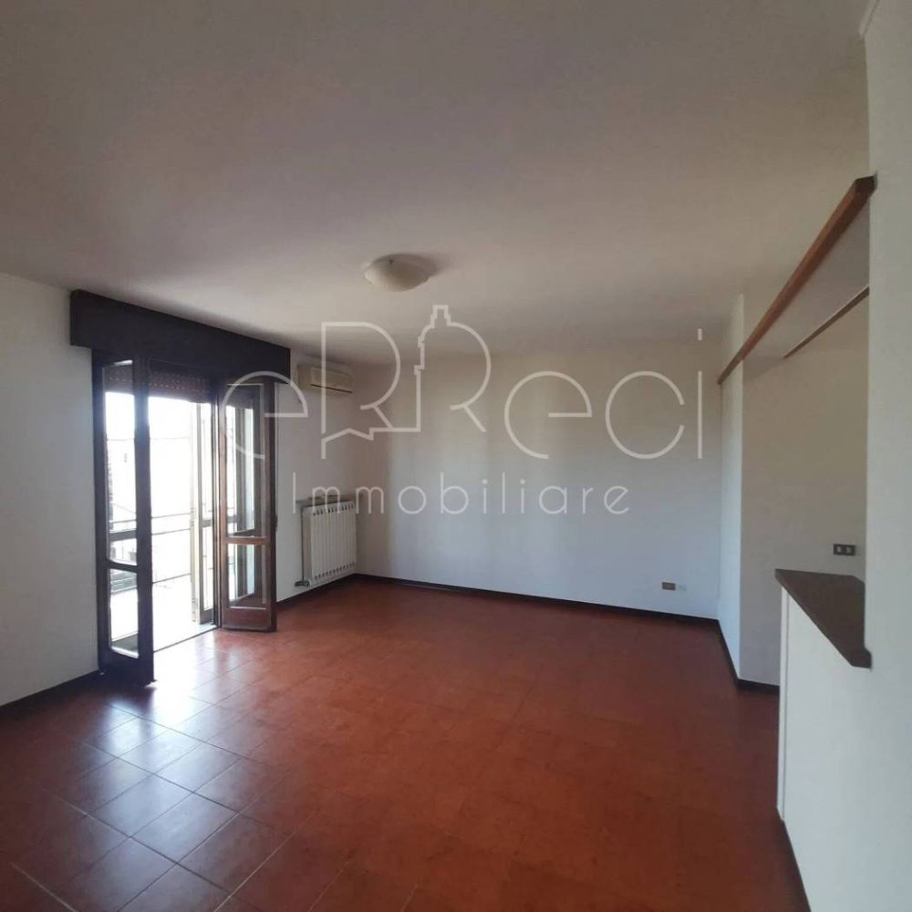 Apartamento de 4 dormitorios en Porto Mantovano, Italy No. 346777