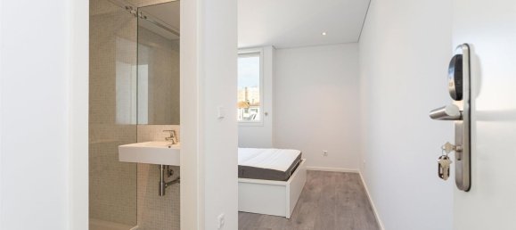 1059m² Building in Porto, Portugal No. 141038 28