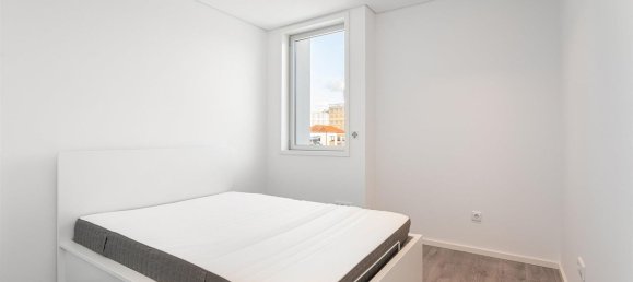 1059m² Building in Porto, Portugal No. 141038 31