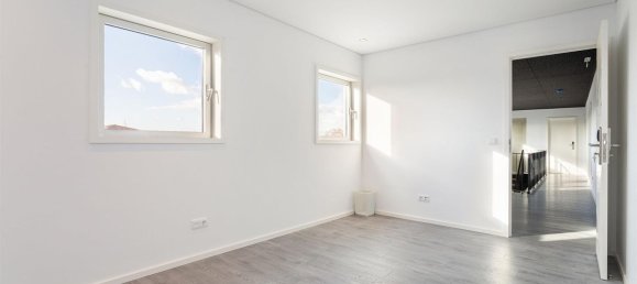 1059m² Building in Porto, Portugal No. 141038 27