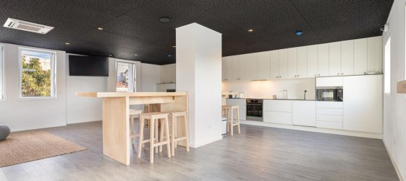 1059m² Building in Porto, Portugal No. 141038 15