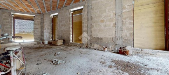 5 rooms House in Francavilla Fontana, Italy No. 23905 105
