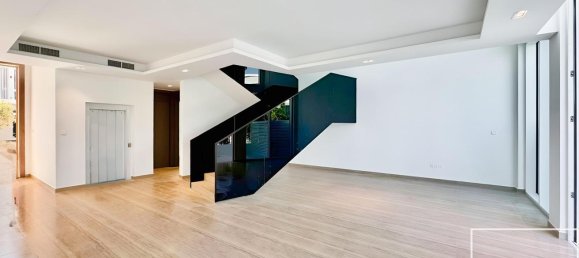 Villa de 4 dormitorios en Al Barari, UAE No. 112402 2