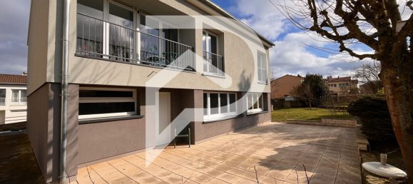 Casa de 6 dormitorios en Pournoy-la-Chetive, France No. 151993 8