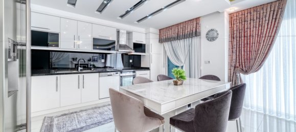 Villa 8+1 in Kargicak, Turkey No. 21907 25