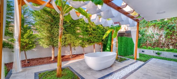 Villa 8+1 in Kargicak, Turkey No. 21907 13