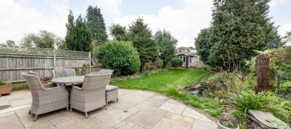 3 bedrooms Commercial property in Beckenham, United Kingdom No. 908 21