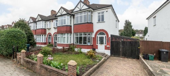 3 bedrooms Commercial property in Beckenham, United Kingdom No. 908 34