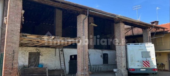 2 bedrooms House in Vignolo, Italy No. 371844 3