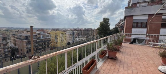 6 rooms Penthouse in Rome, Italy No. 59066 22
