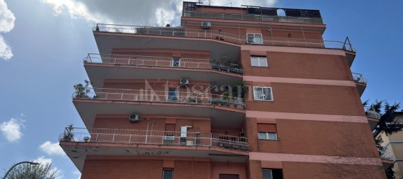 6 rooms Penthouse in Rome, Italy No. 59066 2