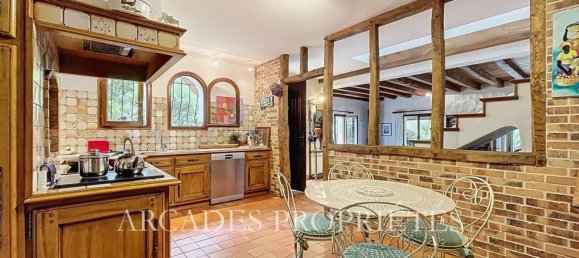 4 bedrooms House in Saint-Sulpice-et-Cameyrac, France No. 352803 6