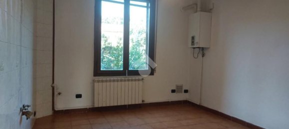 Квартира с 2 комнатами в Феррара, Италия № 274271 20