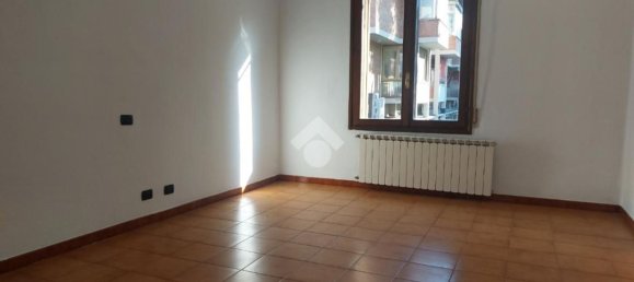 Квартира с 2 комнатами в Феррара, Италия № 274271 22